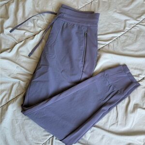 Size 4 Purple Athleta Headlands Hybrid Jogger Pants